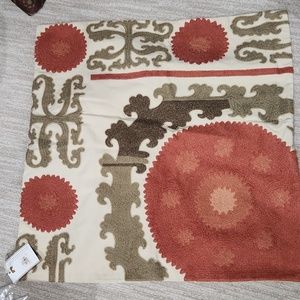 Potterybarn Pillow covers Priced $30 each, have two. Selling together